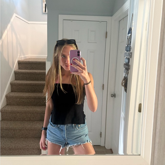 Meet your Posher, Rachel - Picture 2 of 4